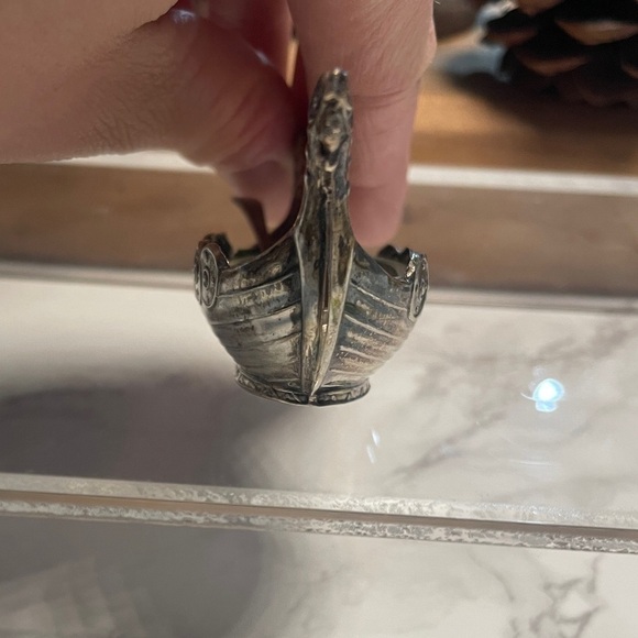 Silver Norwegian Viking Salt Dish​​​​​​ - Picture 15 of 16